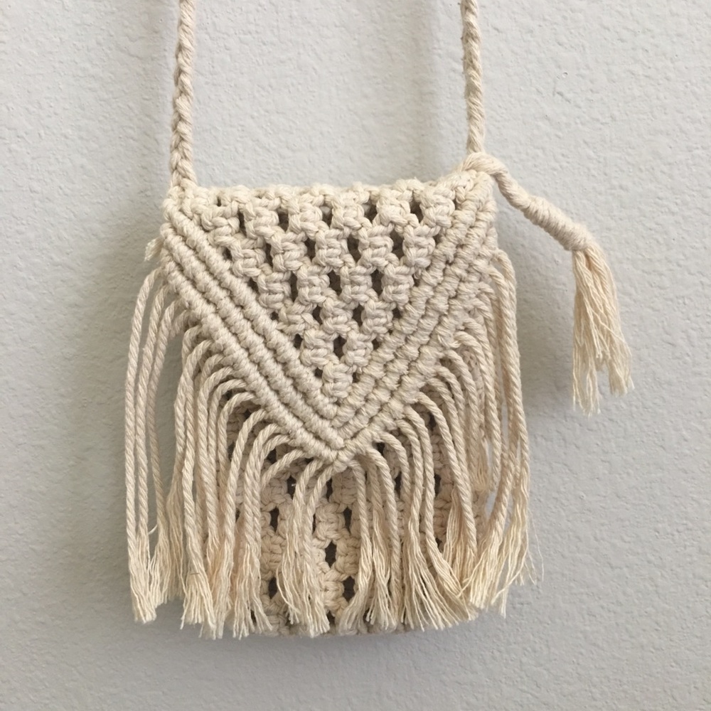 macrame cell phone bag